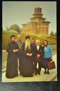 Părintele Arsenie Papacioc la Mânăstirea Cârțișoara.